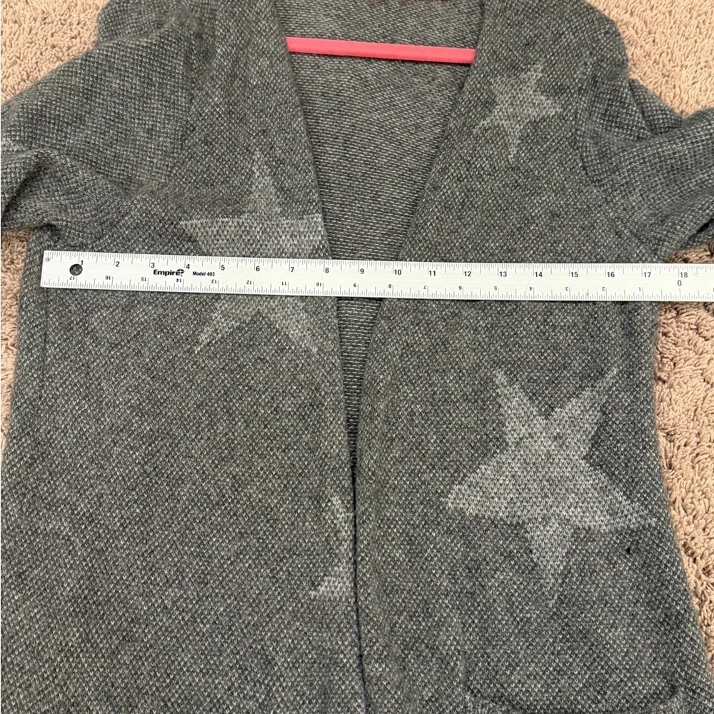 Medium Anthropologie knitted & knotted Gray Star Pattern Long Cardigan sweater